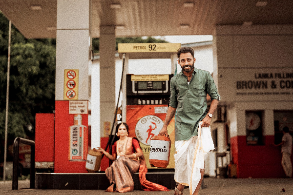 இலங்கை ஜோடிக்கு ஏற்பட்ட பரிதாபம்.... அவலத்தை போட்டோ சூட்டில் அம்பலப்படுத்திய மணமக்கள்! | Sri Lanka Current Situation Viral Photoshoot