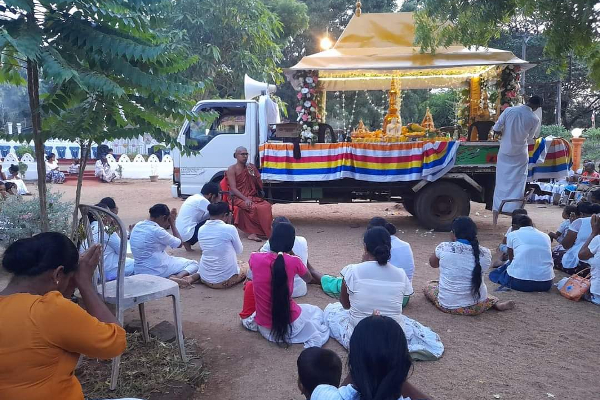 குருந்தூர் மலையில் அடாத்தாக அமரும் புத்தர் -தமிழர்கள் இன்று எதிர்ப்பு போராட்டம் (படங்கள்) | Tamils Protest Against Kurundur Hill Today