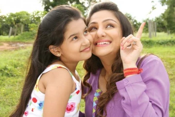 14 வயதில் இப்படியொரு அழகா..! தென்னிந்திய நடிகைகளுக்கு டப் கொடுக்கும் ரியாக்ஷன்