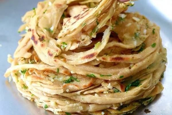 நாவூறும் சுவையில் பூண்டு பரோட்டா செய்யலாம்.. 10 நிமிட ரெசிபி | Garlic Paratha Recipe In Tamil