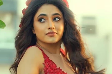 கீர்த்தி, பூஜா ஹெக்டேவை ஓரங்கட்டிய பிரபல நடிகர்! 27 வயது நடிகைக்கு பிளான்..