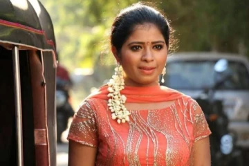 விரைவில் அம்மாவாக போகும் பிக்பாஸ் புகழ் மதுமிதா- சீமந்த புகைப்படங்கள் இதோ