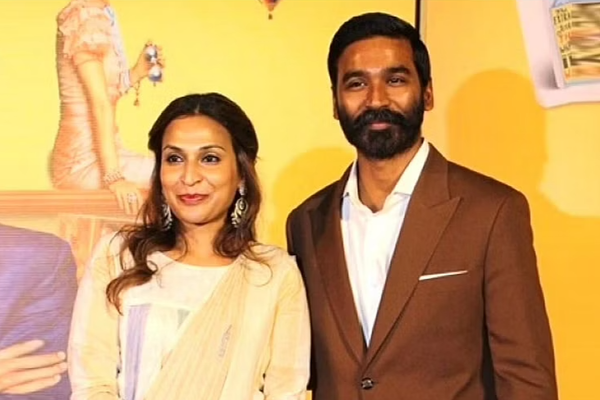 மகன்களுக்காக மீண்டும் இணைந்த தனுஷ், ஐஸ்வர்யா.. ஒன்றாக எடுத்துக்கொண்ட புகைப்படம்