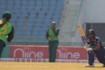 தென்னாபிரிக்கா அணிக்கு எதிரான ஆட்டத்தில் பெண்கள் கிரிக்கெட் அணி படு தோல்வி அடைந்தது