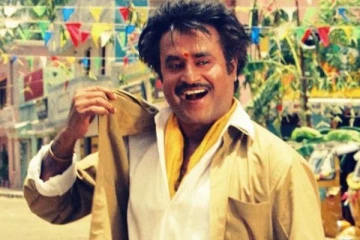 மேடையில் செம ஸ்டைலாக நடனம் ஆடி அசத்திய சூப்பர்ஸ்டார் ரஜினிகாந்த்.. வீடியோ இதோ