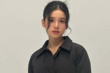 Lighter & Princess Series நடிகை Zhang Jingyi அழகிய புகைப்படங்கள்