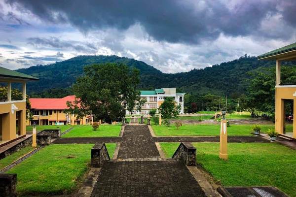 பல்கலைக்கழக மாணவர்களை விடுதிகளில் இருந்து வெளியேற உத்தரவு | University Students Ordered To Vacate Hostels