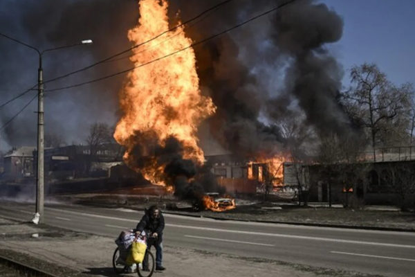 ரஷ்ய இராணுவத் தளமொன்றில் பாரிய தீ விபத்து! | Massive Fire At A Russian Military Base