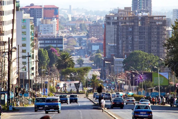 உலகமே 2026-ல்.. ஆனால் இந்த நாடு மட்டும் 2018-ல் - பின்னணி என்ன? | 2026 For The World But 2018 For Ethiopia Why