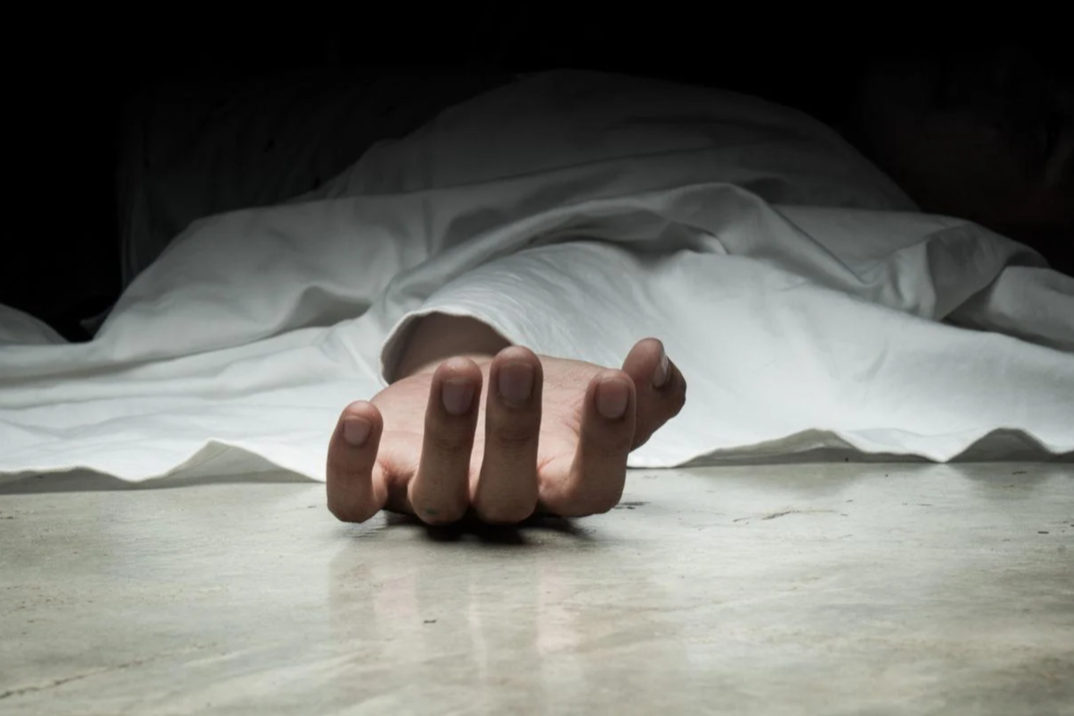 யாழில் மூன்று பிள்ளைகளின் தந்தைக்கு நடுவீதியில் நடந்த துயரம் ; விசாரணையில் வெளியான தகவல் | Drunk Jaffna Father Of Three Suffers Tragedy யாழில் மூன்று பிள்ளைகளின் தந்தைக்கு நடுவீதியில் நடந்த துயரம் ; விசாரணையில் வெளியான தகவல் | Drunk Jaffna Father Of Three Suffers Tragedy