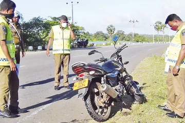 கட்டுப்பாட்டை இழந்த மோட்டார் சைக்கிள் விபத்தில் ஒருவர் பலி