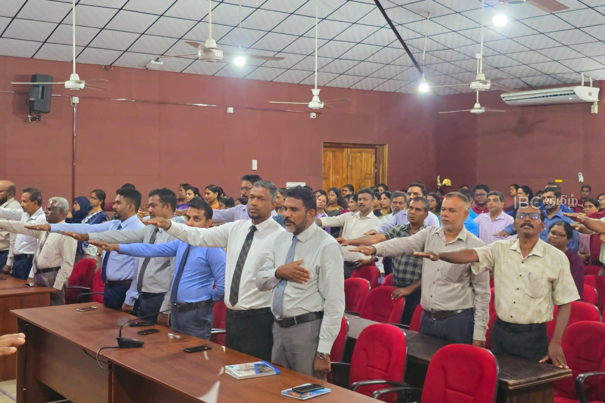அனைத்து அரச அலுவலகங்களிலும் தேசிய நேர்மை வாரம் ஆரம்பம்! | National Integrity Week Begins In Sl Govt Offices அனைத்து அரச அலுவலகங்களிலும் தேசிய நேர்மை வாரம் ஆரம்பம்! | National Integrity Week Begins In Sl Govt Offices
