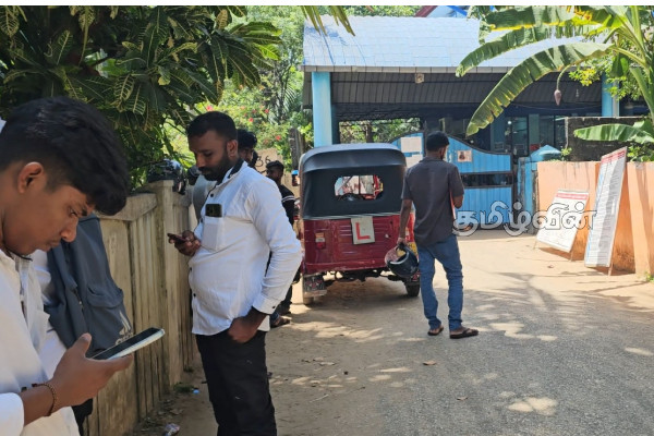 உயர் பாதுகாப்பு வலயம் ஆகியதா யாழ். மோட்டார் போக்குவரத்து திணைக்களம் | Jaffna Motor Traffic Department High Security Zone