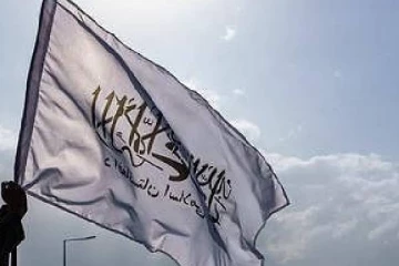 தாலிபான் கொடியேற்றிய பாகிஸ்தான் மதகுருவுக்கு நேர்ந்த கதி