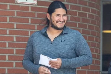 லொட்டரியில் 2 பில்லியன் வென்ற நபர்..டிக்கெட் திருடப்பட்ட வழக்கினால் ஏற்பட்ட சிக்கல்