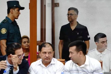 இருமல் மருந்தால் கொத்தாக இறந்த சிறார்கள்: வெளிநாட்டில் இந்தியர் உட்பட பலருக்கு கிடைத்த தண்டனை