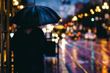 இலங்கையில் உள்ள இந்த பகுதிகளில் இன்றிரவு ஏற்படவுள்ள மாற்றம்!