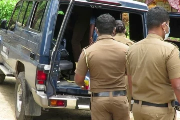 இராஜாங்க அமைச்சரொருவரின் செயலாளரென ஆள்மாறாட்டம்! 12 மில்லியன் ரூபா மோசடி