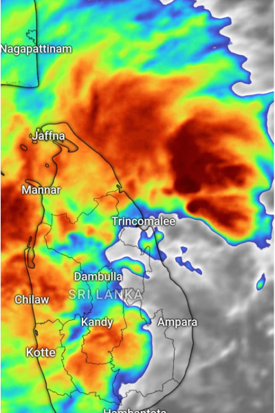 மட்டக்களப்பு பகுதியில் மையம் கொண்டுள்ள புயல்! தற்போது வெளியாகியுள்ள தகவல்.. வரலாற்றில் முதல் முறை | Titva Cyclone Latest Update Sri Lanka