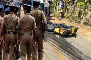 யாழில் வீதி விபத்து! 14 வயது சிறுவன் உயிரிழப்பு (Photos)