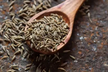 அளவுக்கு மீறி சீரகம் எடுத்து கொண்டால் ஏற்படும் பக்கவிளைவுகள் என்ன தெரியுமா?