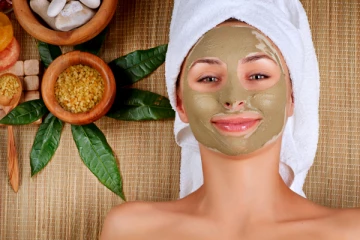 முகப்பரு தொல்லையா? எண்ணெய் சருமமா? கவலையை விடுங்க.. இந்த ஒரு பொருளை தினமும் இப்படி பயன்படுத்தி பாருங்க. அற்புத பலன் கிடைக்கும்!