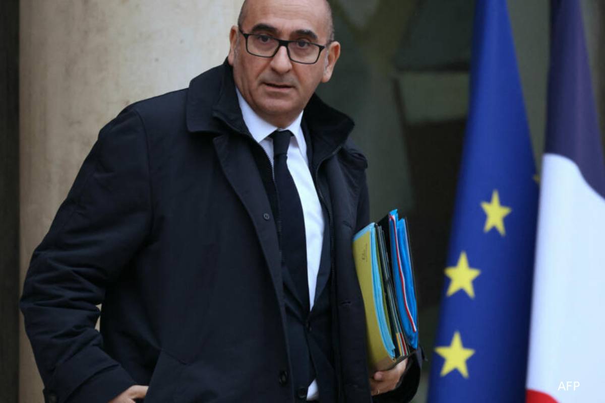 பிரான்சில் அரசியலாகும் அமெரிக்க ஊடக பிரபலத்தின் கணவரின் இசை நிகழ்ச்சி | Frence Minister Urge To Ban Kanye West Concert பிரான்சில் அரசியலாகும் அமெரிக்க ஊடக பிரபலத்தின் கணவரின் இசை நிகழ்ச்சி | Frence Minister Urge To Ban Kanye West Concert