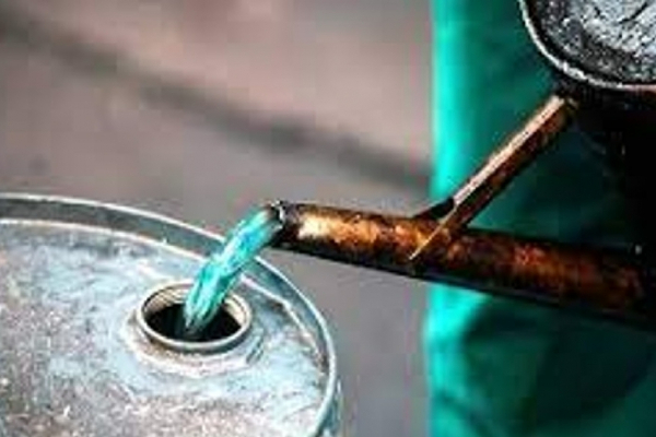 மண்ணெண்ணைக்கு தொடர்ந்தும் தட்டுப்பாடு நீடிக்கும்...! | The Shortage Of Kerosene Will Continue