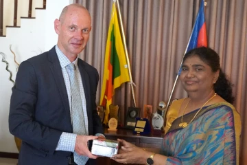 வடக்கு மாகாண ஆளுநரை சந்தித்த அவுஸ்திரேலிய உயர்ஸ்தானிகர்