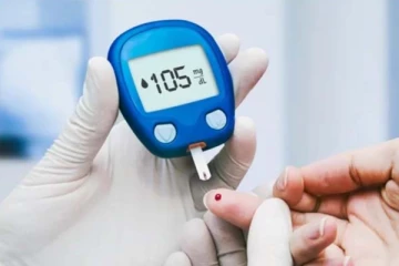 நீரிழிவு நோயாளிகள் தேன் சாப்பிடலாமா? குழப்பத்திற்கு பதில் இதோ