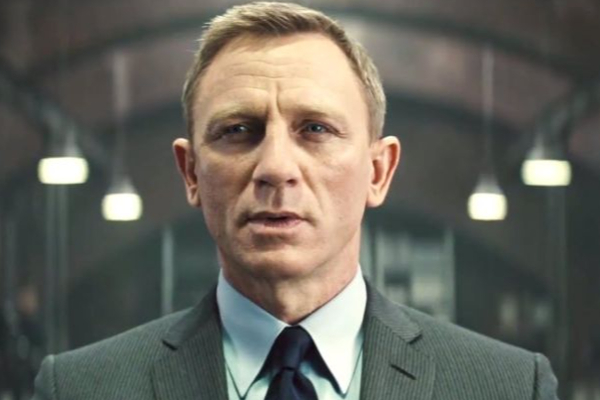 கண்ணீருடன் விடைபெற்ற பிரபல நடிகர் - ரசிகர்கள் அதிர்ச்சி | Daniel Craig James Bond Movie