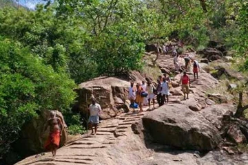 சதுரகிரி செல்லும் பக்தர்களுக்கு முக்கிய அறிவிப்பு - அதிர்ச்சி மேல் அதிர்ச்சி