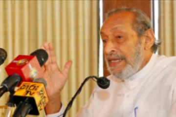 அரசை நெருக்கடிக்குள் தள்ள இடமளியோம் - அமைச்சர் வாசுதேவ நாணயக்கார