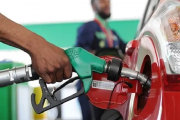 QR குறியீடு இல்லாது பெட்ரோல் விநியோகம்