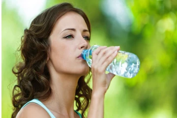 எப்பொழுதெல்லாம்  தண்ணீர் குடிக்கவே கூடாது தெரியுமா? அறிந்து கொள்வோம் வாங்க!