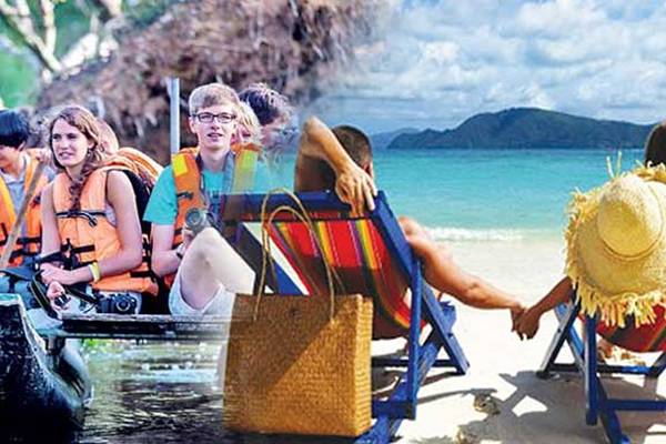 இலங்கைக்கு வந்து குவிந்த இலட்சக்கணக்கான சுற்றுலா பயணிகள் | Tourist Arrivals This Year Have Exceeded 400 000