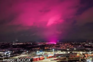 இரவில் இளஞ்சிவப்பு நிறத்தில் மாறிய பிரித்தானிய வானம்: காரணம் என்ன தெரியுமா?