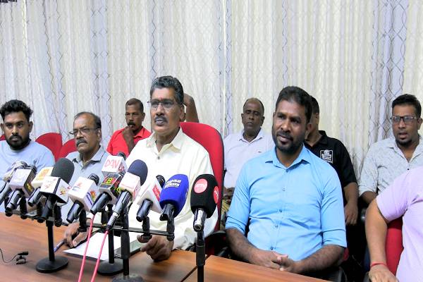 மட்டக்களப்பு மாநகரசபைக்கு எதிராக கிளம்பும் குற்றச்சாட்டுகள்! மறுக்கும் உறுப்பினர்கள் | Issued By Batticaloa Municipal Council