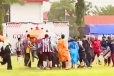 ලොවම සලිත කරමින් ඇස් පිය ගහන සැණින් ක්‍රීඩකයෙක් ජීවිතක්ෂයට - තවත් 12 ට තුවාල - කම්පා වූ නරඹන්නන් සියලු දෙනා පිටියට දුවන් එයි