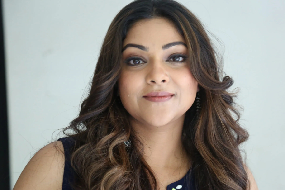 உடல் எடை குறைத்து ஆளே மாறிப்போன நடிகை அபிராமி.. புகைப்படத்தை பாருங்க.. | Actress Abhirami Weight Loss Photo