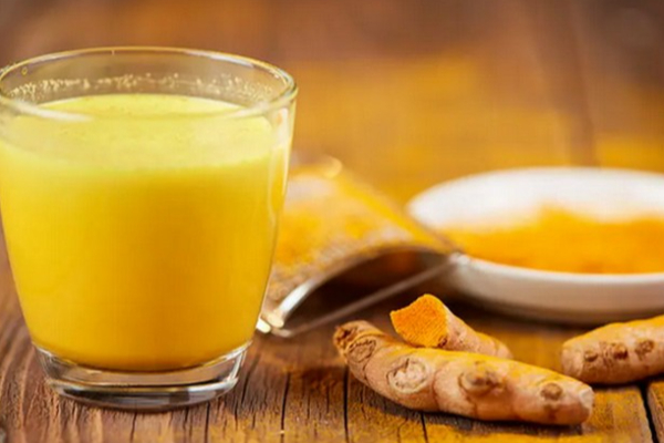 சளி, இருமலை வீட்டிலேயே குணமாக உதவும் இயற்கை டிப்ஸ் | Natural Tips To Help Cure Colds And Coughs At Home