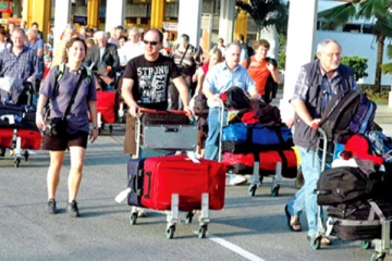 சுற்றுலாத்துறை வருமானம் 53.2% ஆக அதிகரிப்பு