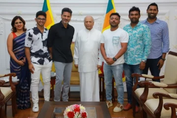 'முசாசி' படக் குழுவை சந்தித்த பிரதமர் தினேஷ் குணவர்தன