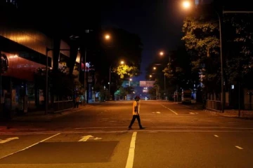 பதுளை, பண்டாரவளை நகர வர்த்தக நிலையங்களுக்குப் பூட்டு!