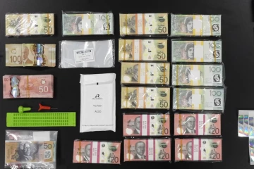 கனடாவில் ஆன்லைன் மூலம் போலி நாணயத்தாள்கள் விற்பனை: 6 பேர் கைது!