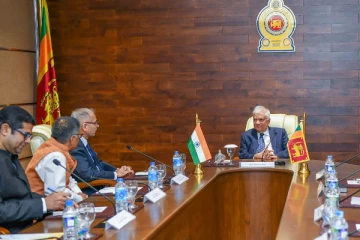 இந்திய வெளியுறவுச் செயலாளர் - சிறிலங்கா அதிபர் சந்திப்பு