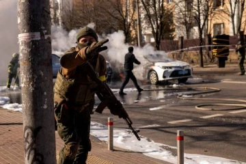 பேருந்தில் இருந்த 4 பெண்கள் உட்பட 7 பேரை சுட்டுக் கொன்ற ரஷ்யப் படையினர்!