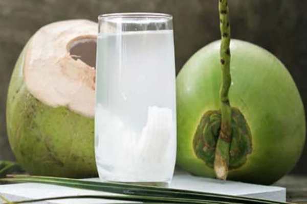 இரவு நேரத்தில் இளநீர் குடிப்பது ஆரோக்கியமா? அல்லது ஆபத்தா? | Night Time Drink Tender Coconut Good Or Bad