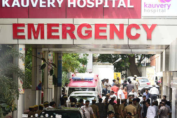 மருத்துவ பரிசோதனைக்காக முதலமைச்சர் மு.க.ஸ்டாலின் காவேரி மருத்துவமனைக்கு வருகை..! - தமிழ்நாடு