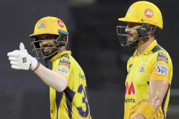 சிஎஸ்கேன்னா சும்மாவா..சாதனைபடைத்த ருதுராஜ் - டு பிளெஸ்சிஸ்